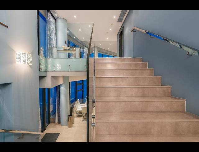3 BEDROOM APARTMENT FOR SALE IN UMHLANGA RIDGE